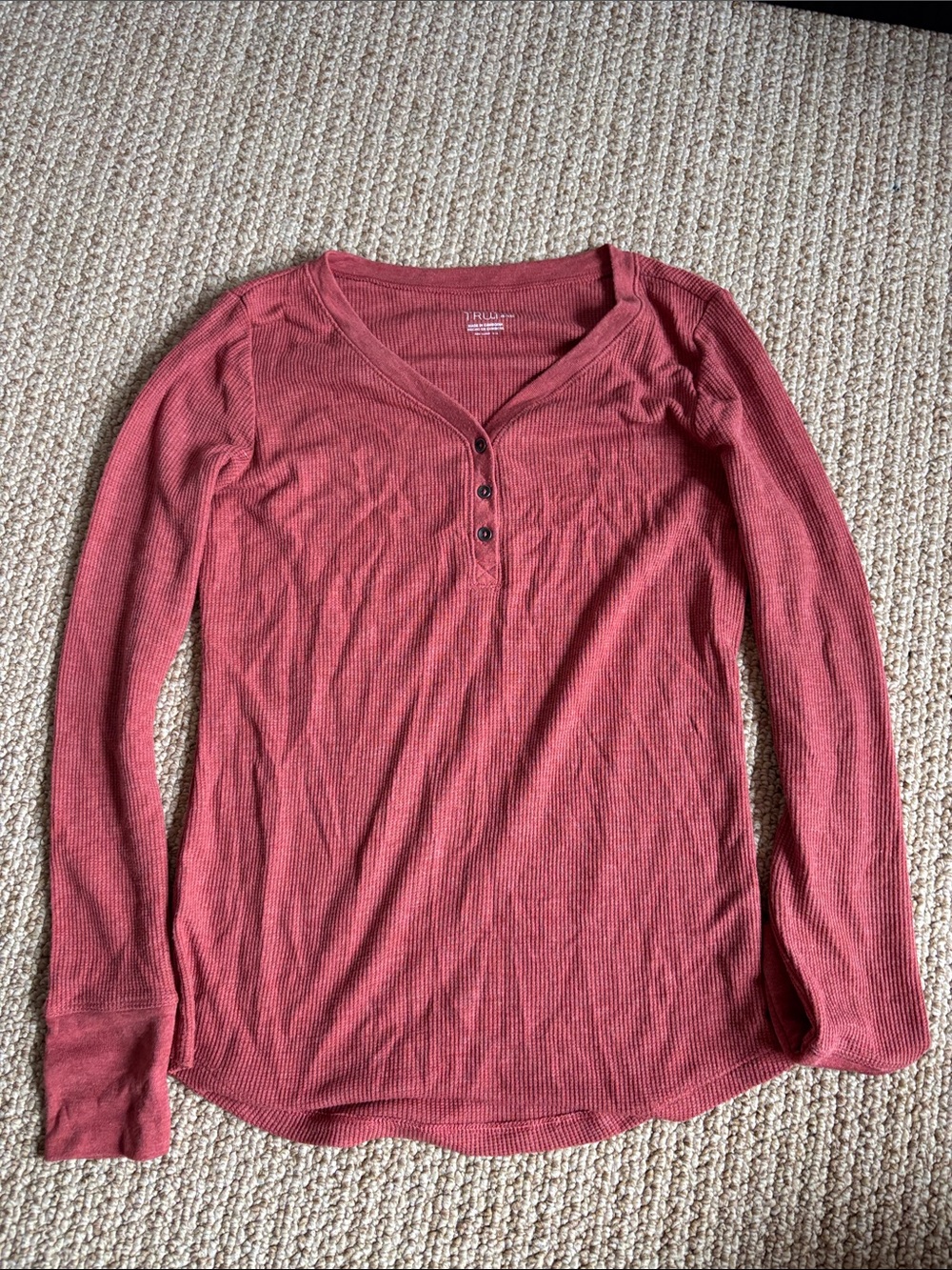 Time and Tru Dusty Rose Ribbed Henley Long Sleeve Top
